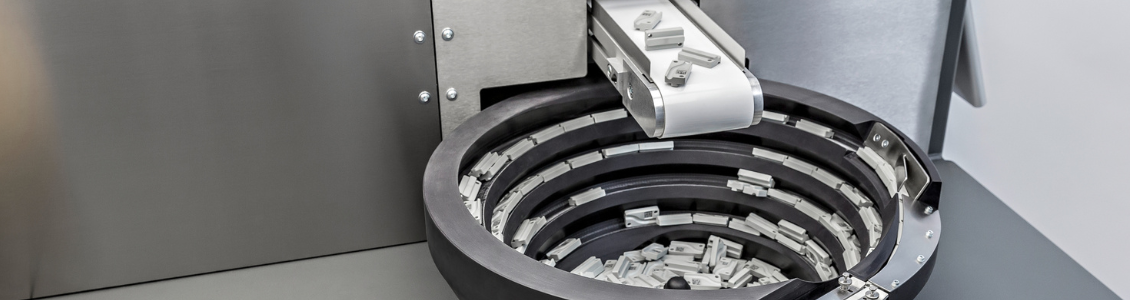 Vibratory bowl feeder for automated component feeding